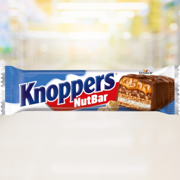 Knoppers Nutbar – wafelreep met hazelnootvulling en melkchocolade – Nightshop Roermond.
